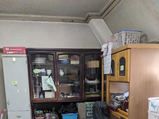 大阪府箕面市で引越しに伴う食器棚処分のご依頼